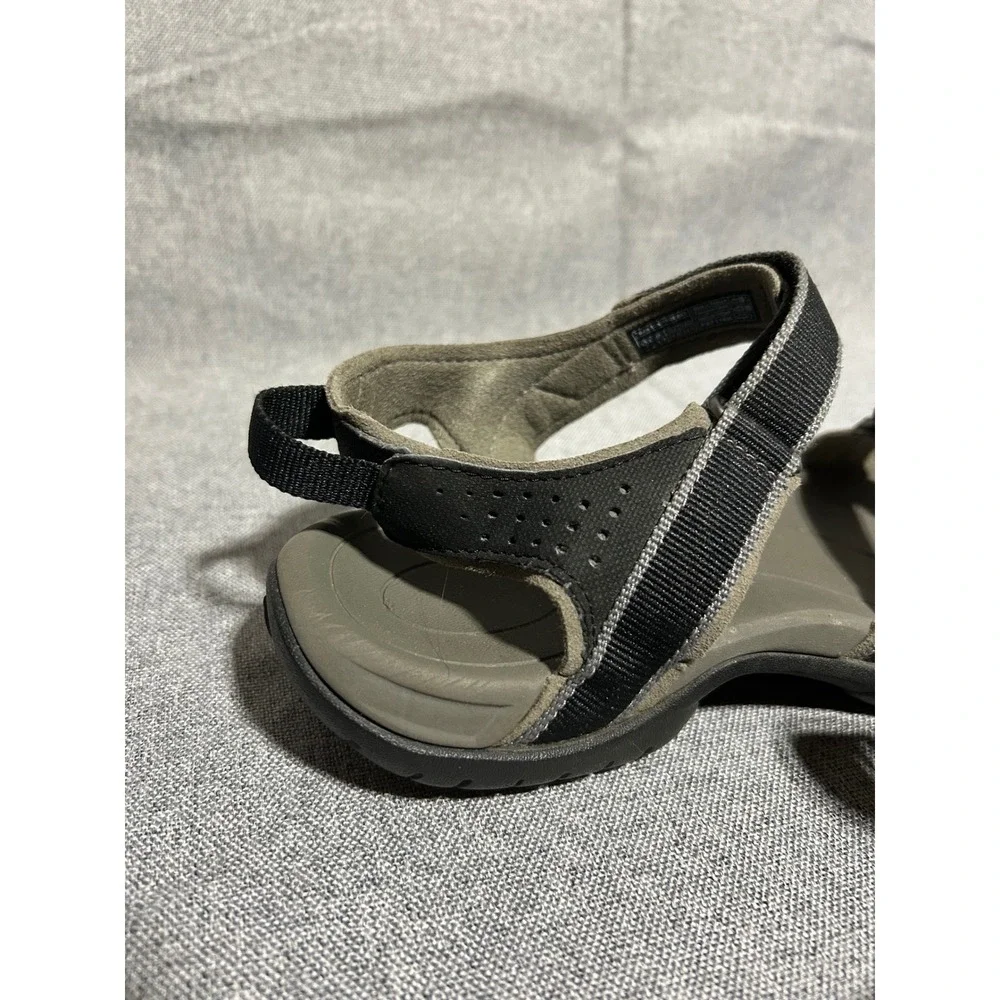 Teva Sandals Womens 7 Grey Black Strappy Athletic Outdoor Hiking Water Sandals‎